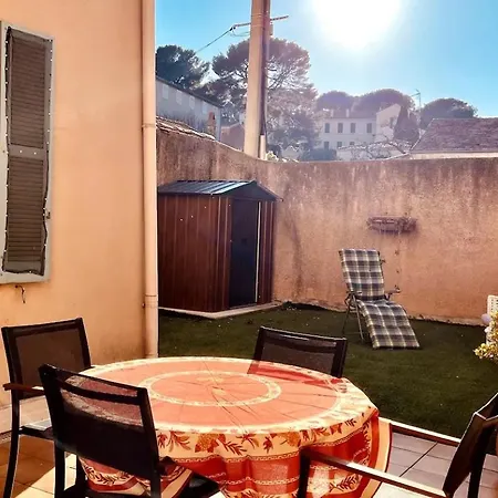 Lejlighed Le Patio Du Port - Appt Climatise Avec Jardin Sanary-sur-Mer