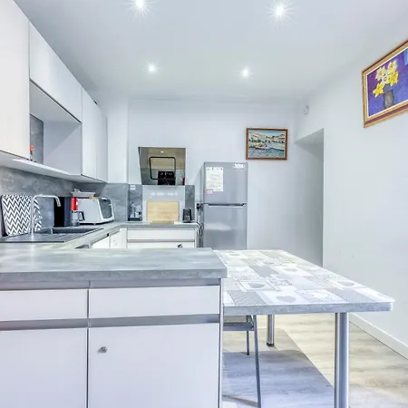 Le Patio Du Port - Appt Climatise Avec Jardin Lejlighed